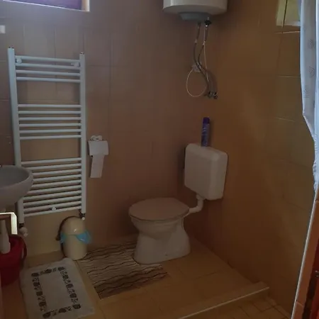Apartment Tisza-tavirozsa Vendeghaz *
