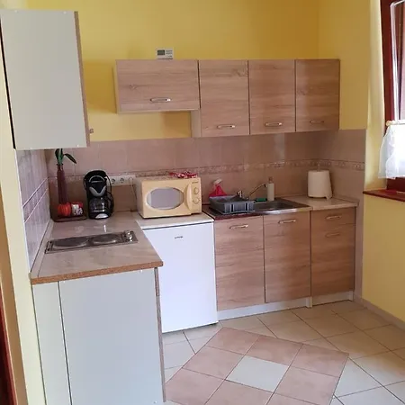Apartament Tisza-tavirozsa Vendeghaz Tiszaszolos