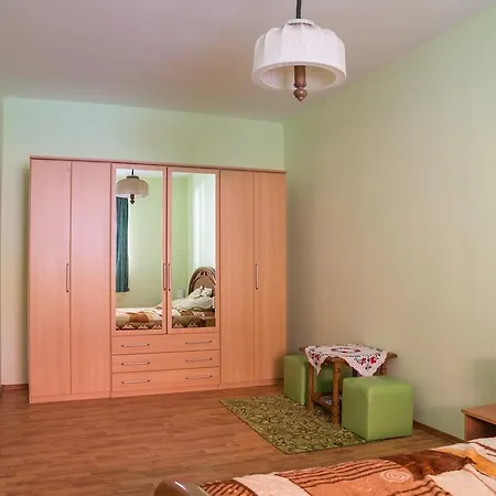 Apartment Tisza-tavirozsa Vendeghaz
