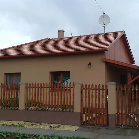 Tisza-tavirozsa Vendeghaz
